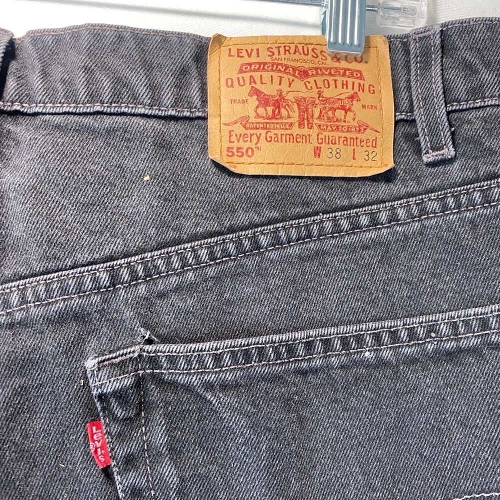 VTG 90s Levi's 550 Relaxed Fit Mens 38x32 Black Denim Tapered Leg Jeans